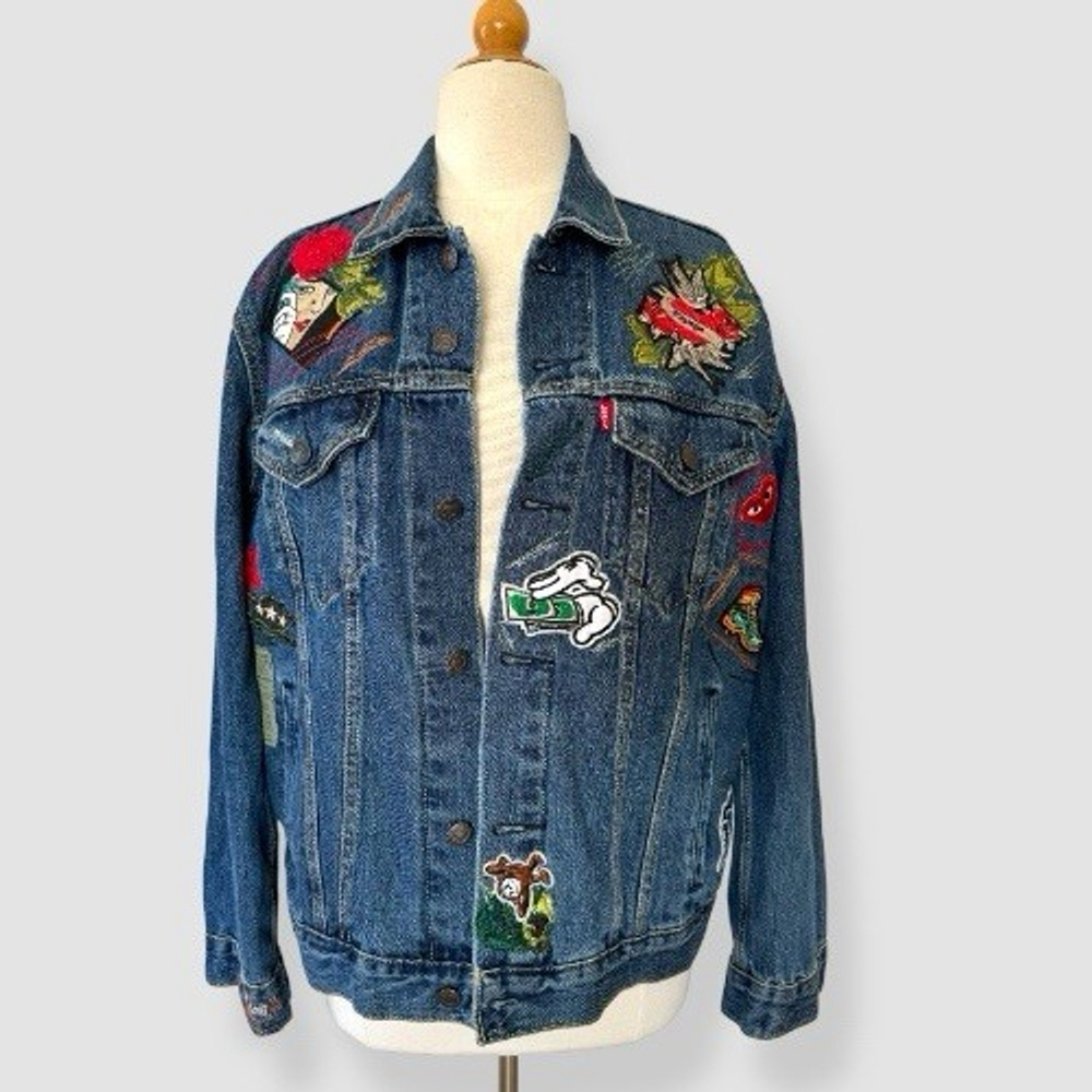 Levi’s Women’s Denim Jacket M Custom Los Angeles Patchwork Retro Style - Picture 3 of 16